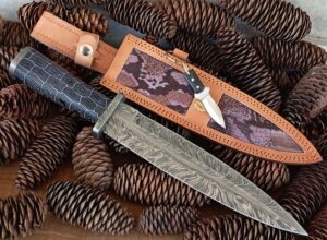 HAND FORGED, FEATHER DAMASCUS STEEL PATTERN, DAGGER KNIFE, FINGER TIPS MICARTA HANDLE,  WITH LEATHER SHEATH